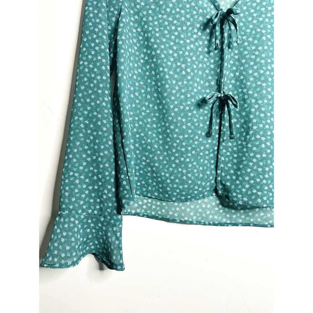 Art Class Girls XL 14 Green Floral Tie Front Blouse Long Sleeve Bell Cuff Spring - Picture 5 of 10